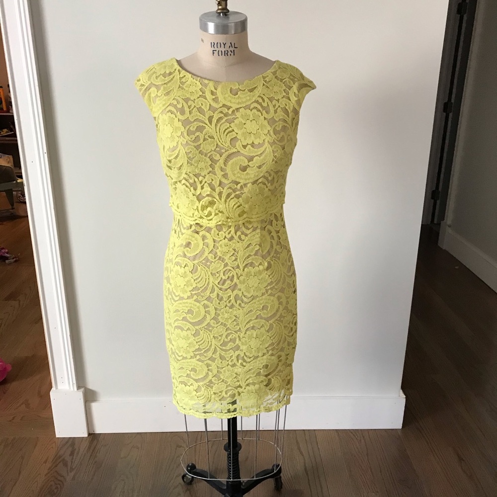 Yellow lace fitted dress with lining, size 8